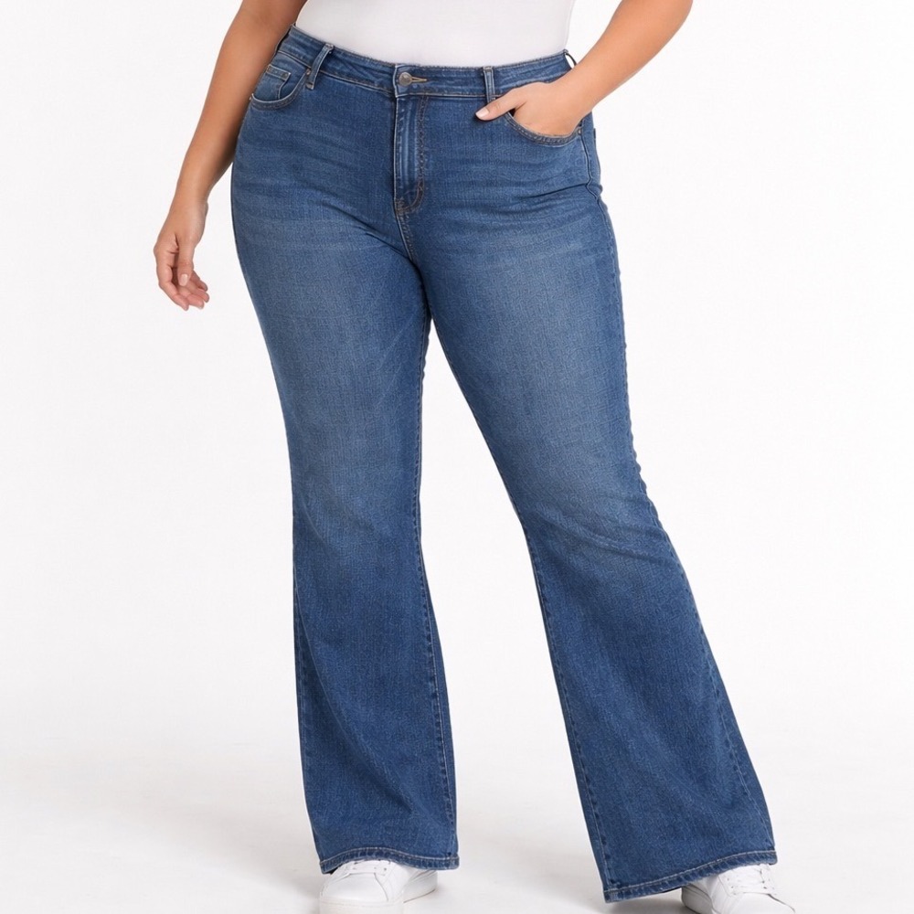 Torrid Bootcut Jeans Womens 20T Medium Wash Denim Tall Inseam Stretch 20 Tall L2